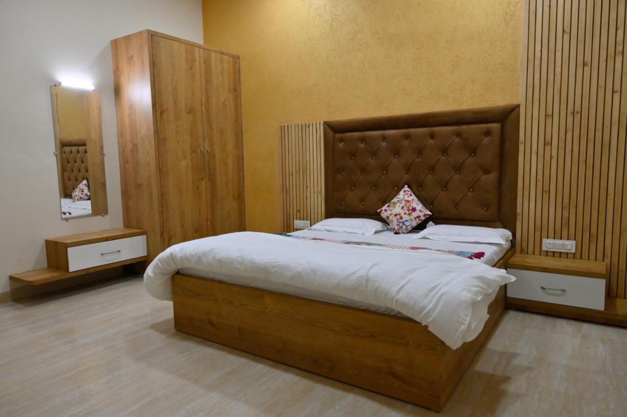 Ideal Home Stay Amritsar Eksteriør billede